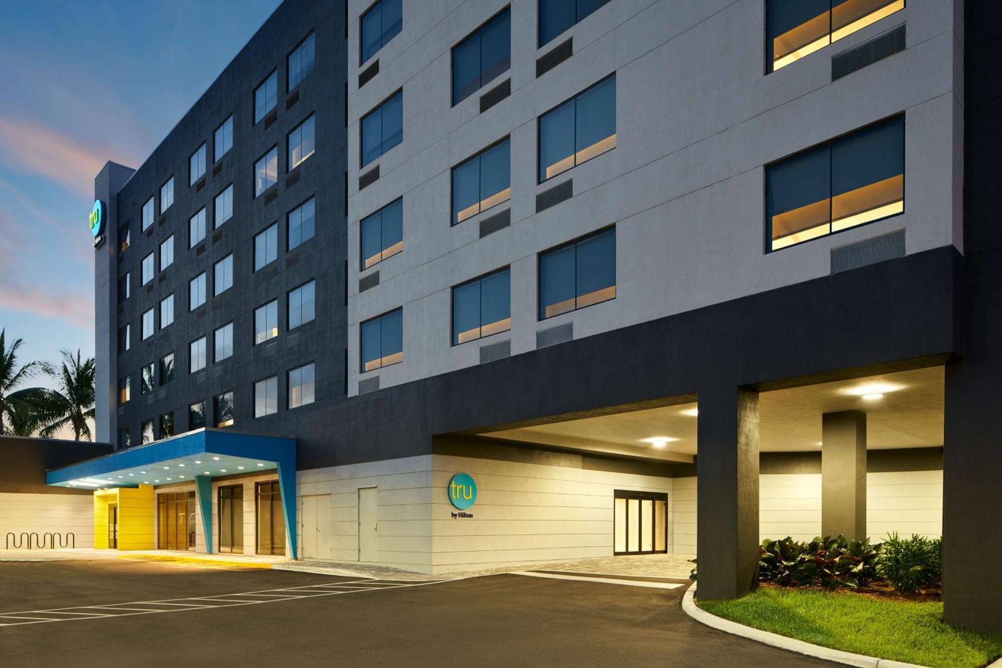 ทรู บาย ฮิลตัน ฟอร์ตลอเดอร์เดลแอร์พอร์ต ฟลอริกา Hotel ดาเนียบีช ภายนอก รูปภาพ